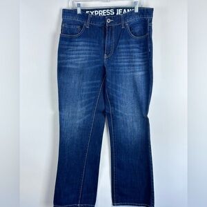 Men's Dark Washed Relaxed Fit Jeans